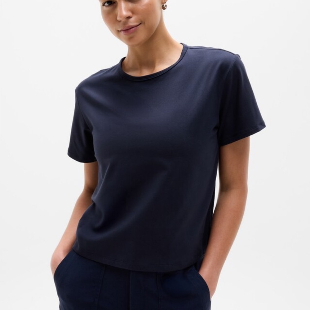 Athleta Navy Blue Essential T-Shirt Size Medium
